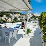 Πανσιόν Tritone - Immobilevante Πόντσα