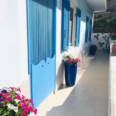 Tritone - Immobilevante Penzion Ponza