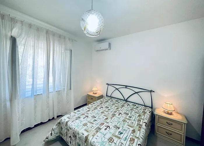 Tritone - Immobilevante 4* Ponza